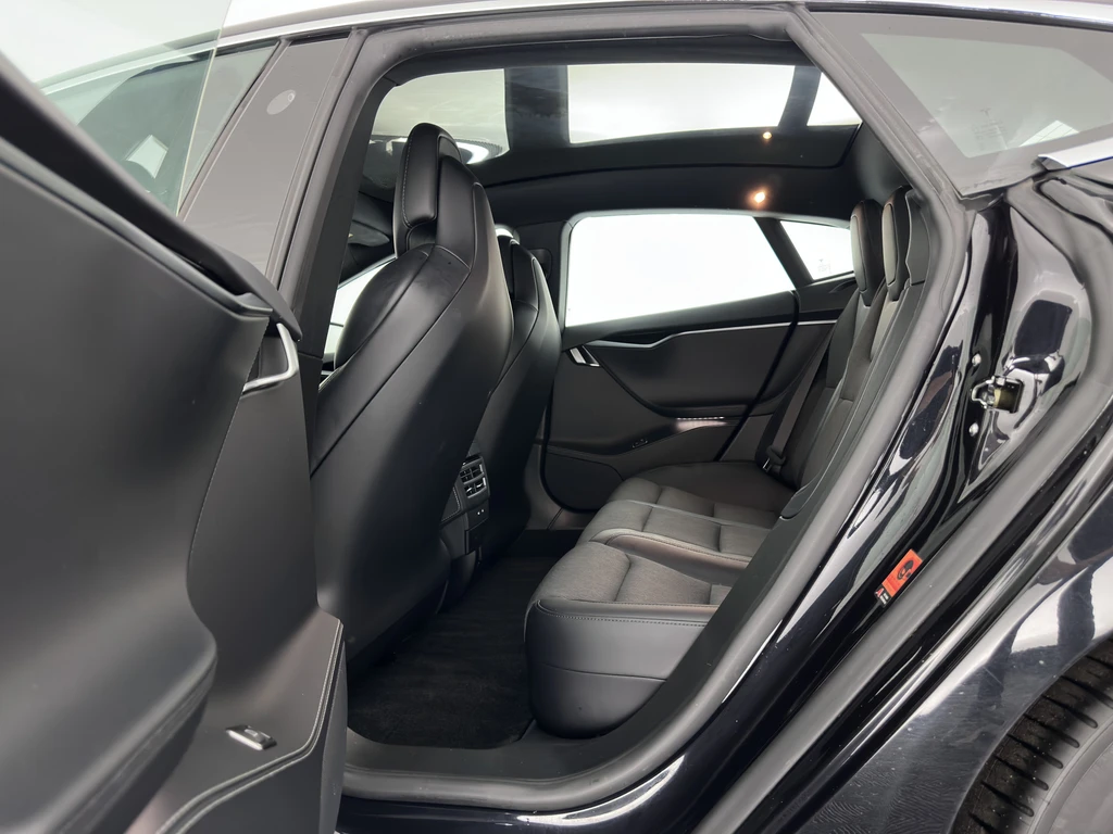 Tesla Model S – foto 11