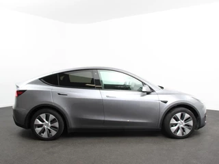 Tesla Model Y – thumbnail 5