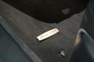 Jaguar F-TYPE – thumbnail 19