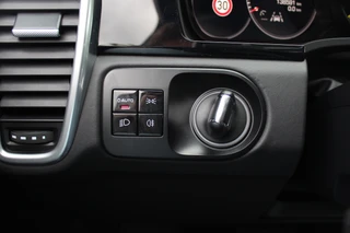 Porsche Cayenne – thumbnail 37
