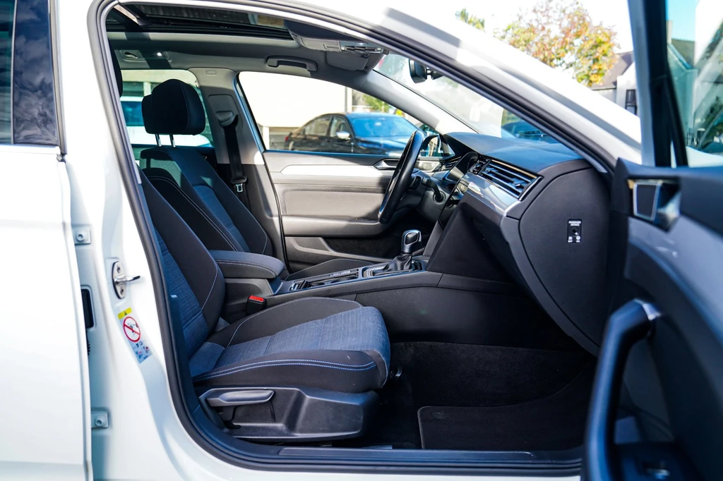 Volkswagen Passat – foto 16