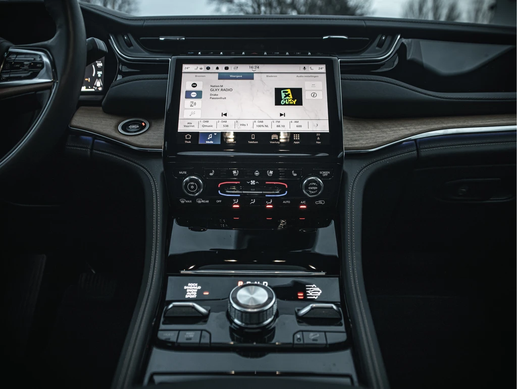 Jeep Grand Cherokee – foto 18