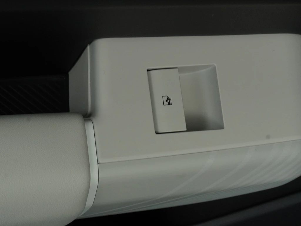 Kia EV4 – foto 35