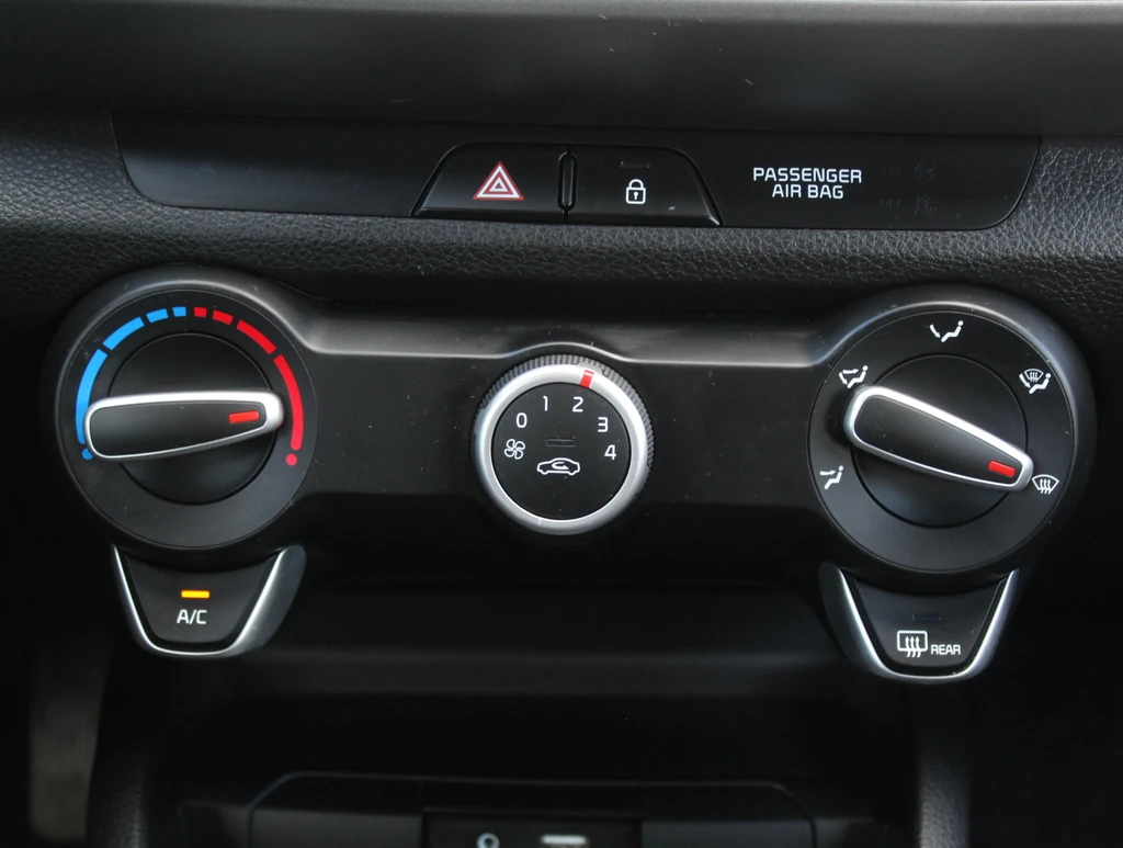 Kia Stonic – foto 18