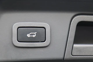 Land Rover Range Rover Velar – thumbnail 89