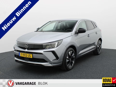 Opel Grandland 1.6 Turbo Plug-In Hybrid Level 3 | 360 Camera | Allseason banden | Stuur & Stoel verw. | Prijs Rijklaar!!