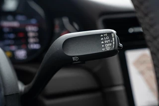 Porsche 911 – thumbnail 33