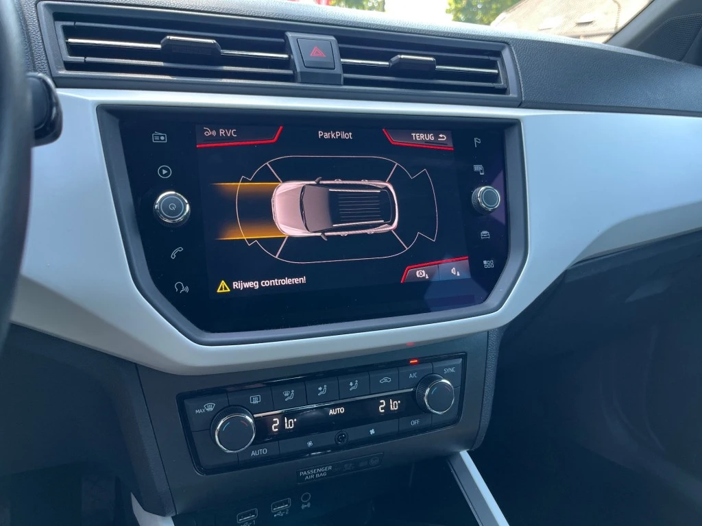 SEAT Arona – foto 11