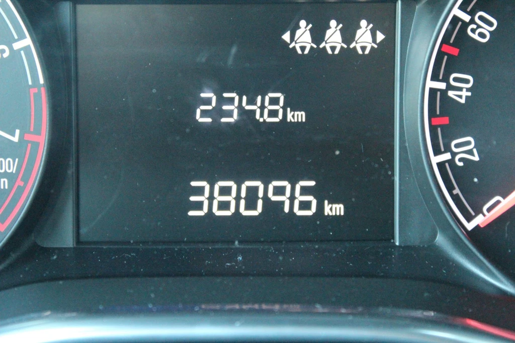 Opel KARL – foto 23