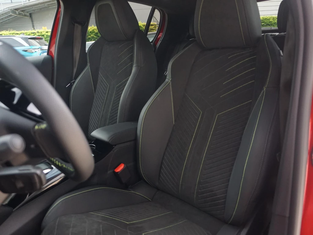 Peugeot 208 – foto 14