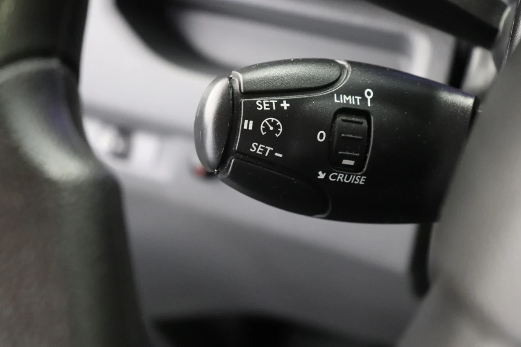 Opel Vivaro – foto 13