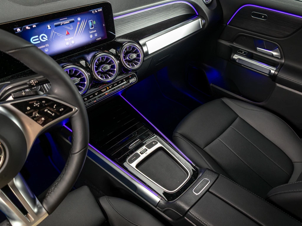 Mercedes-Benz EQB – foto 13