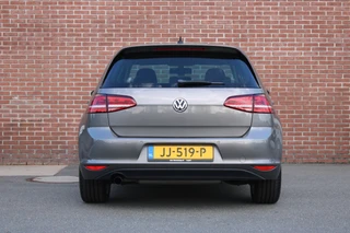 Volkswagen Golf – thumbnail 3