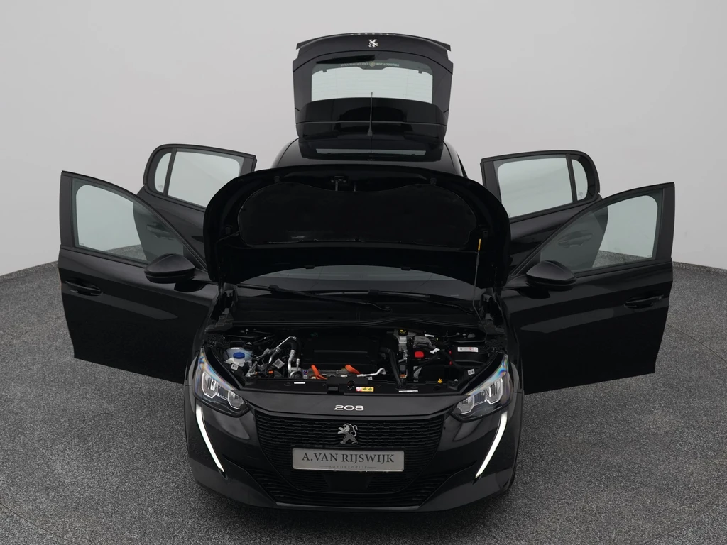 Peugeot e-208 – foto 19