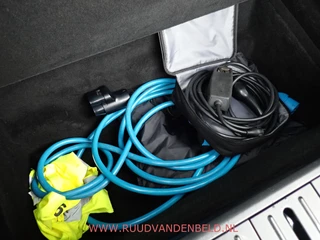 Tesla Model X – thumbnail 36