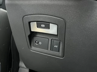 Land Rover Range Rover Velar – thumbnail 27