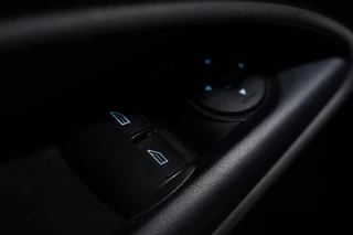 Ford Transit Connect – thumbnail 31
