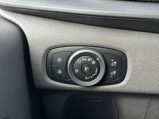 Ford Transit Custom – thumbnail 22