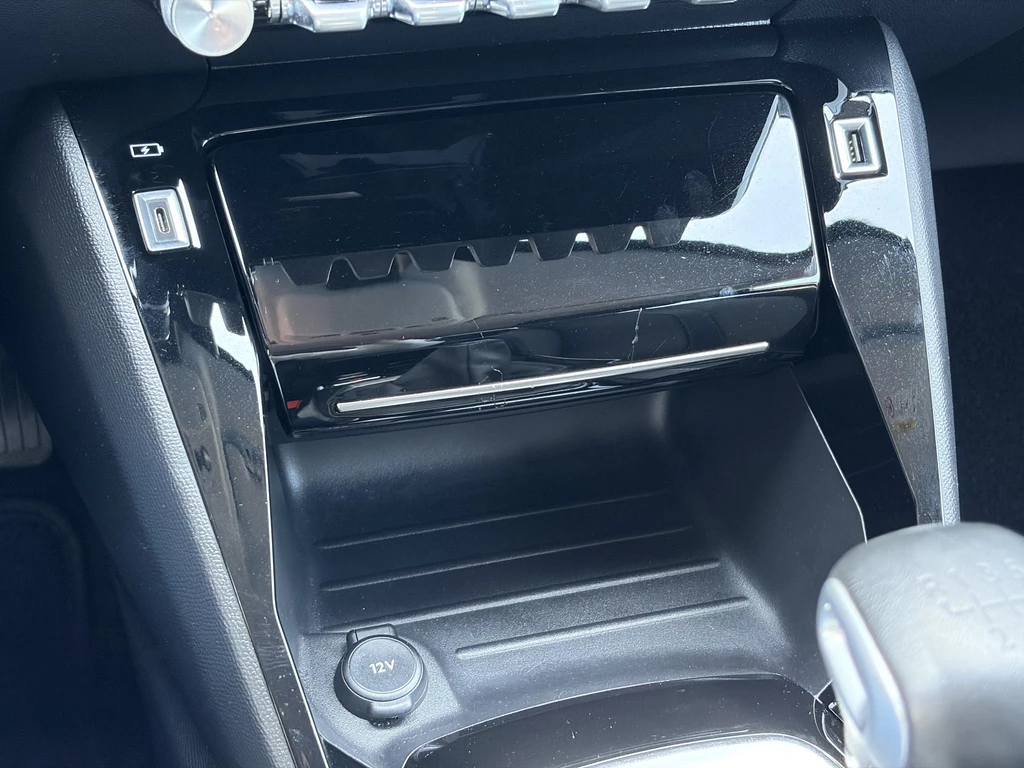 Peugeot 208 – foto 28
