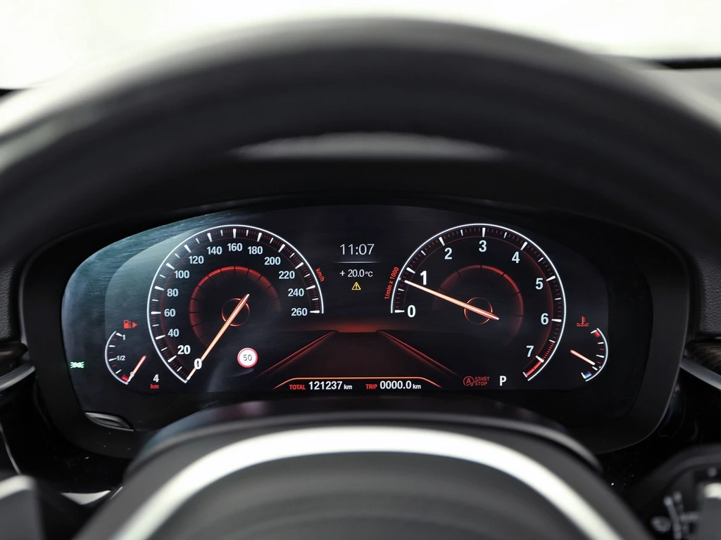 BMW 5 Serie – foto 26
