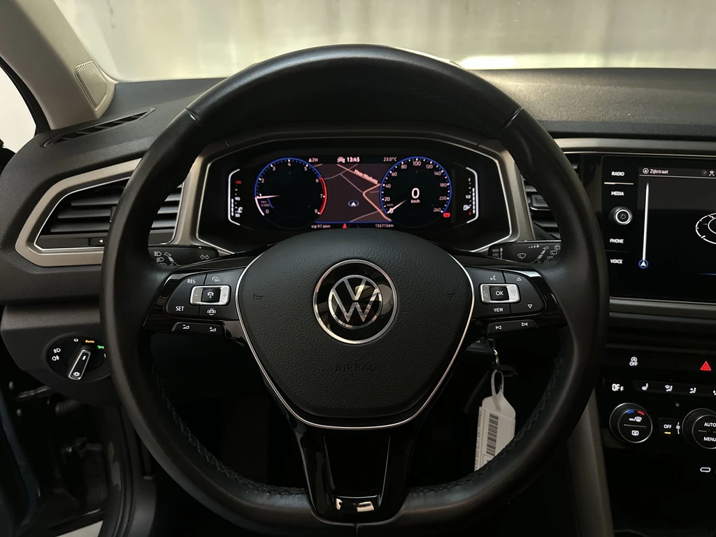 Volkswagen T-Roc – foto 11