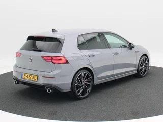 Volkswagen Golf – thumbnail 4