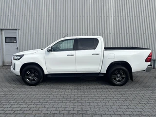 Toyota Hilux – thumbnail 2