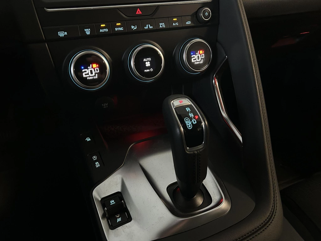 Jaguar E-PACE – foto 25