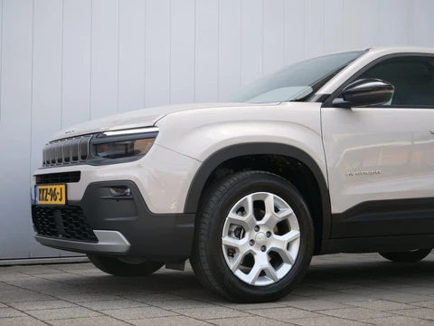 Jeep Avenger 1.2 e-Hybrid Altitude 100 Pk Automaat Apple Carplay / 17 inch / Camera