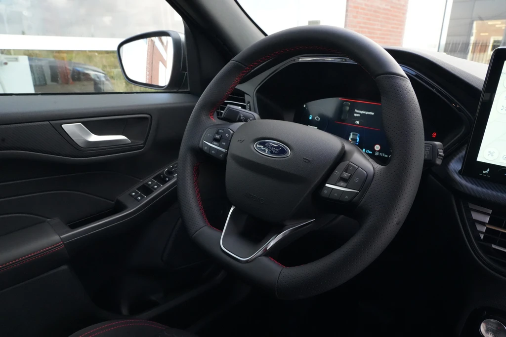 Ford Kuga – foto 17