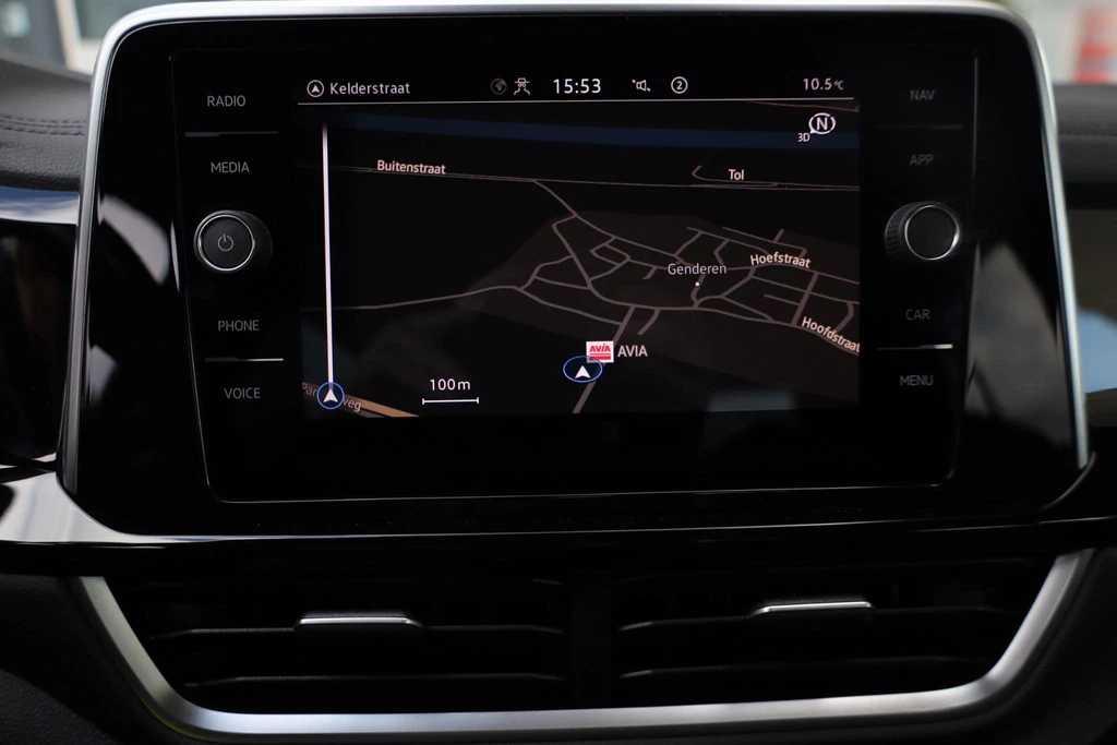 Volkswagen T-Roc – foto 18