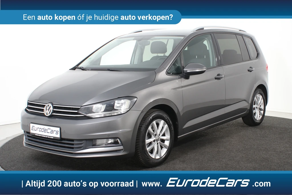 Volkswagen Touran – foto 1