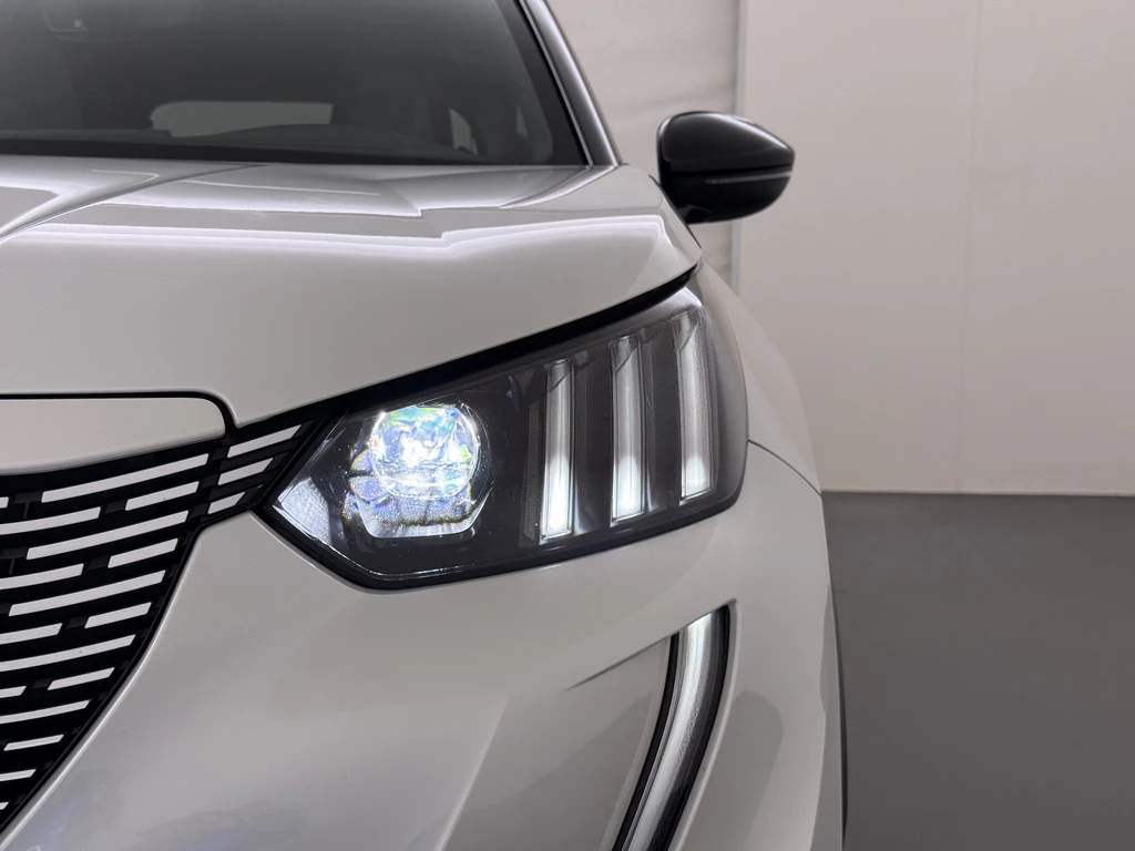 Peugeot e-2008 – foto 32