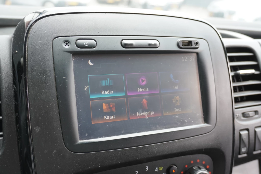 Opel Vivaro – foto 10