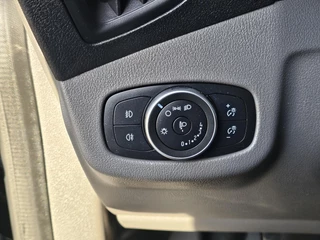 Ford Transit Connect – thumbnail 8