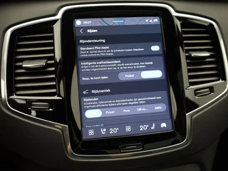 Volvo XC90 – thumbnail 25