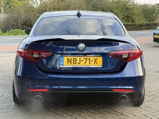 Alfa Romeo Giulia – thumbnail 8