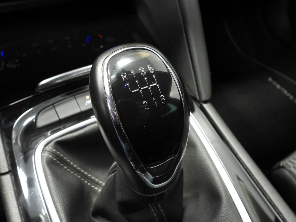 Opel Insignia – foto 22