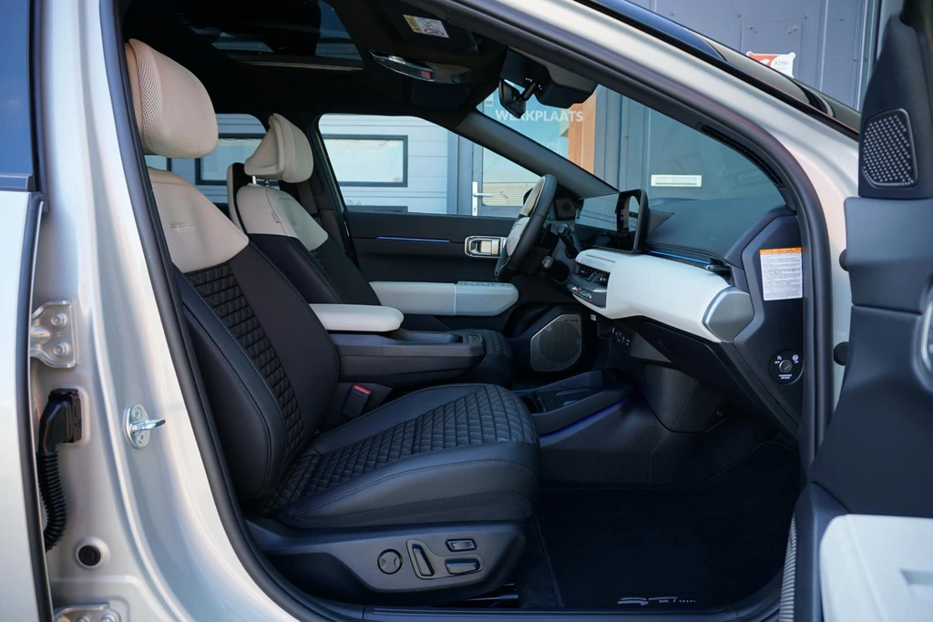 Kia EV4 – foto 13