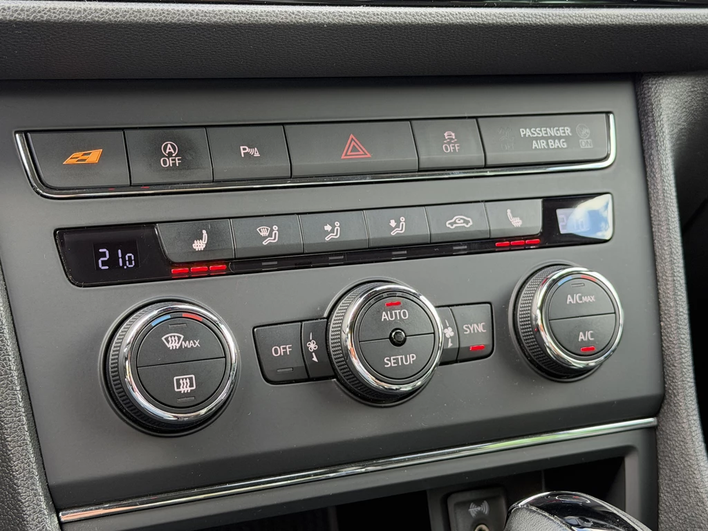SEAT Leon – foto 19