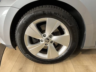 Škoda Superb – thumbnail 46
