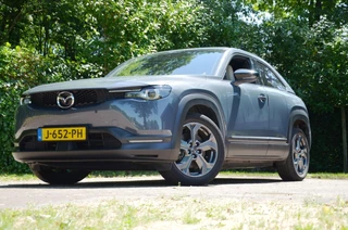 Mazda MX-30 – thumbnail 2