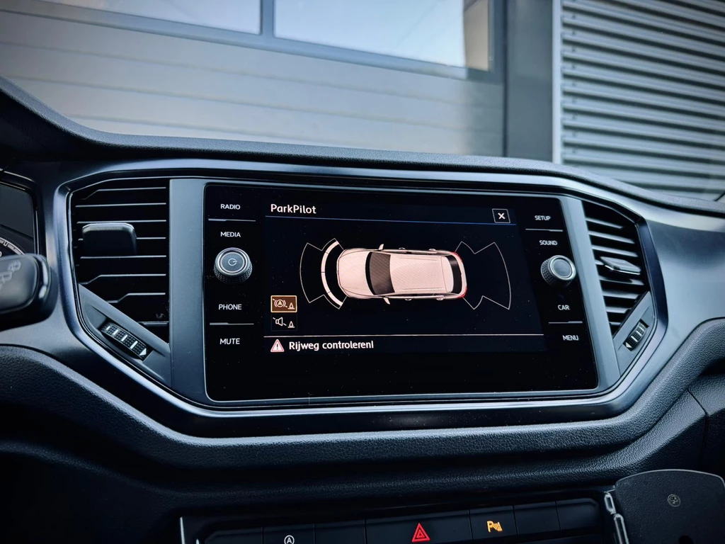 Volkswagen T-Roc – foto 13