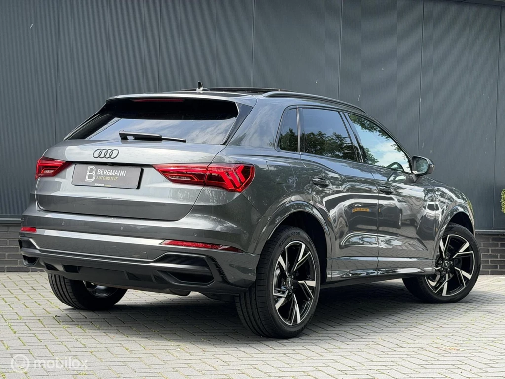 Audi Q3 – foto 11