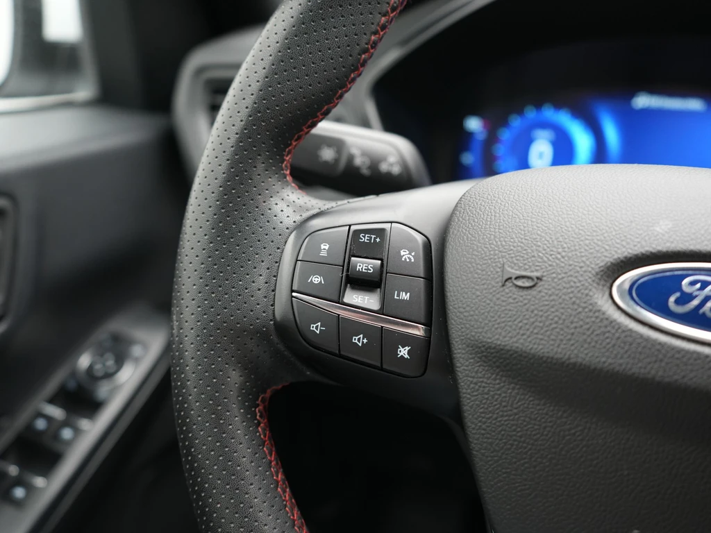 Ford Kuga – foto 29