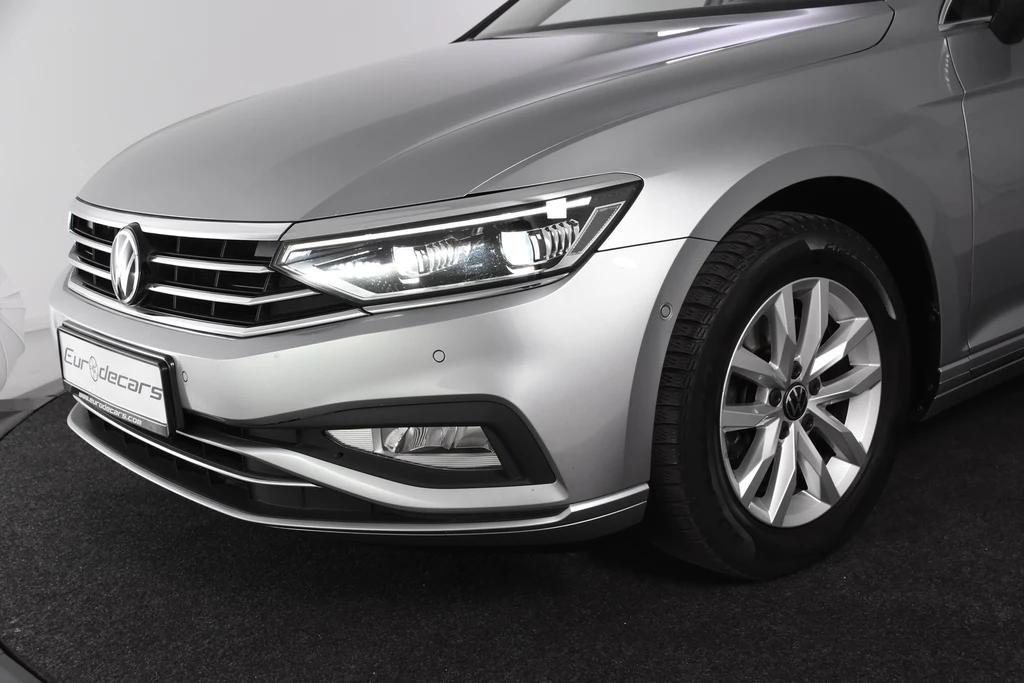Volkswagen Passat – foto 35