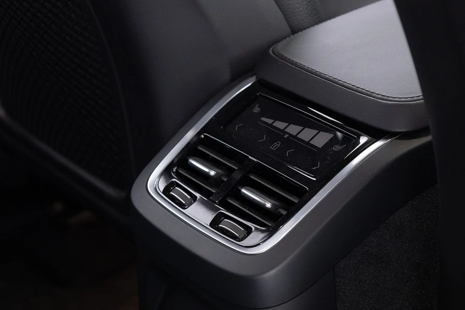 Volvo XC90 – foto 25