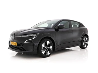 Renault Megane E-Tech – thumbnail 1