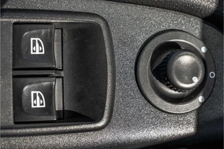 Renault Trafic – thumbnail 24
