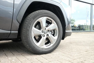 Toyota RAV4 – thumbnail 5